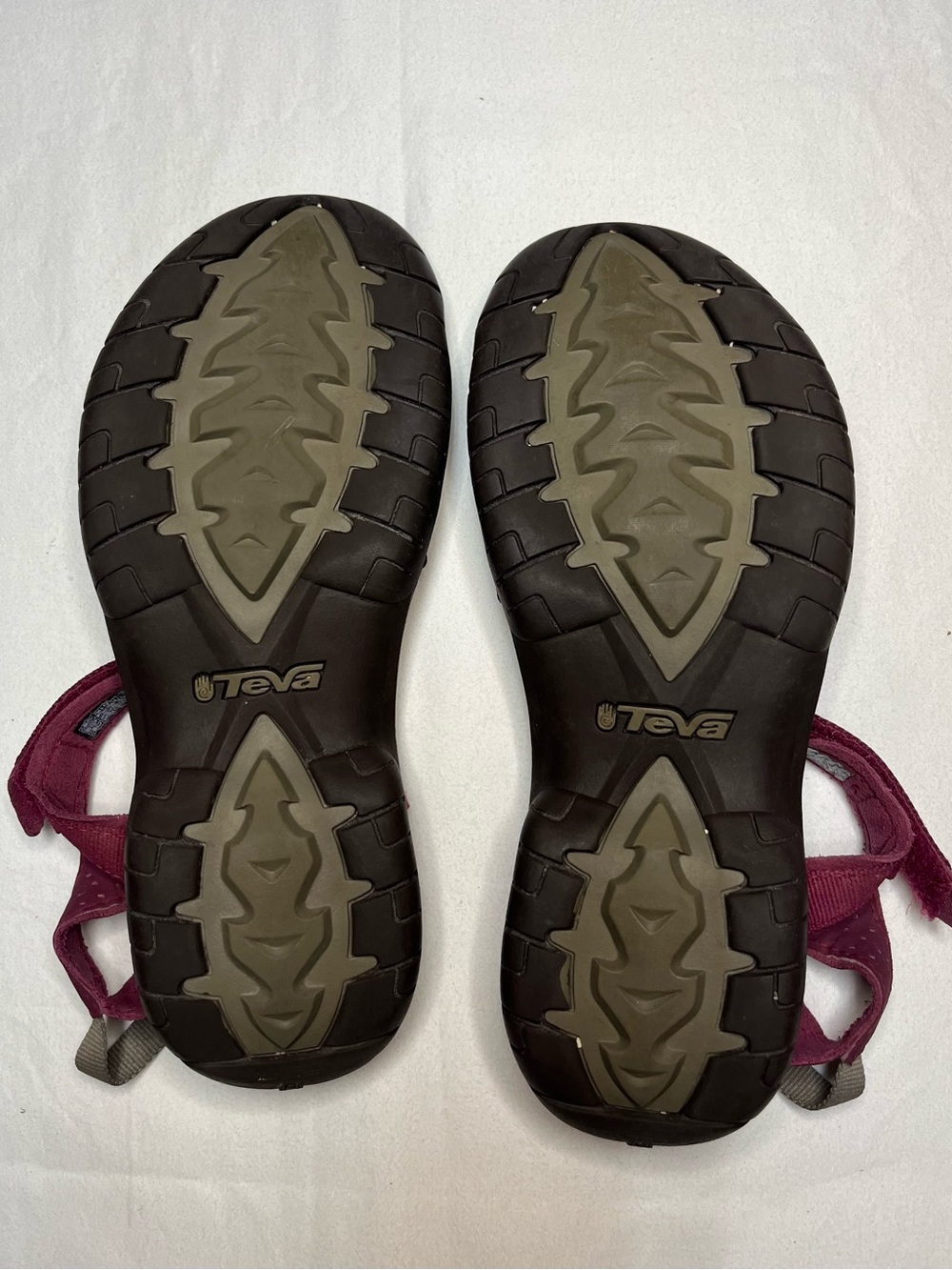 Teva Women's Oneway Sandals Burgundy - Picture 2 of 10